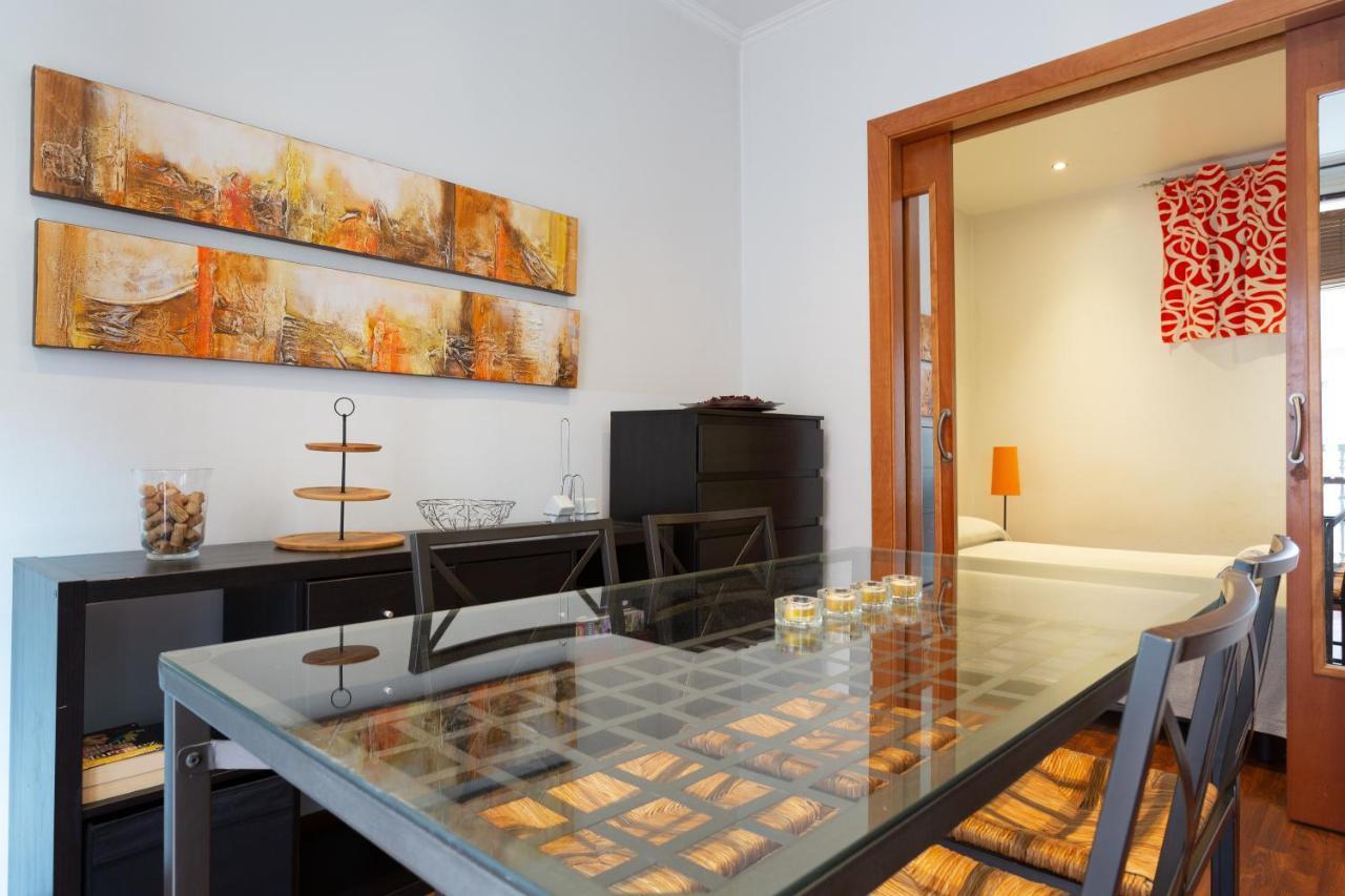 Aparteasy - Turo Park With Lovely Balcony Barcelona Bagian luar foto