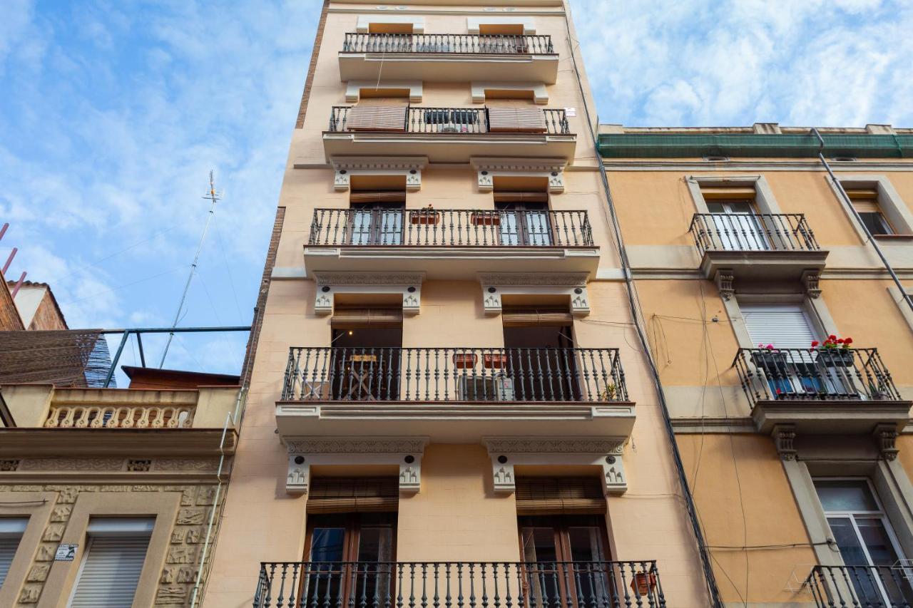 Aparteasy - Turo Park With Lovely Balcony Barcelona Bagian luar foto